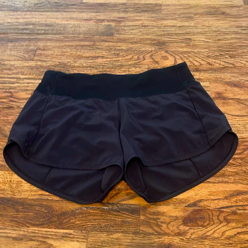 Black lululemon sped up shorts 2.5 inches